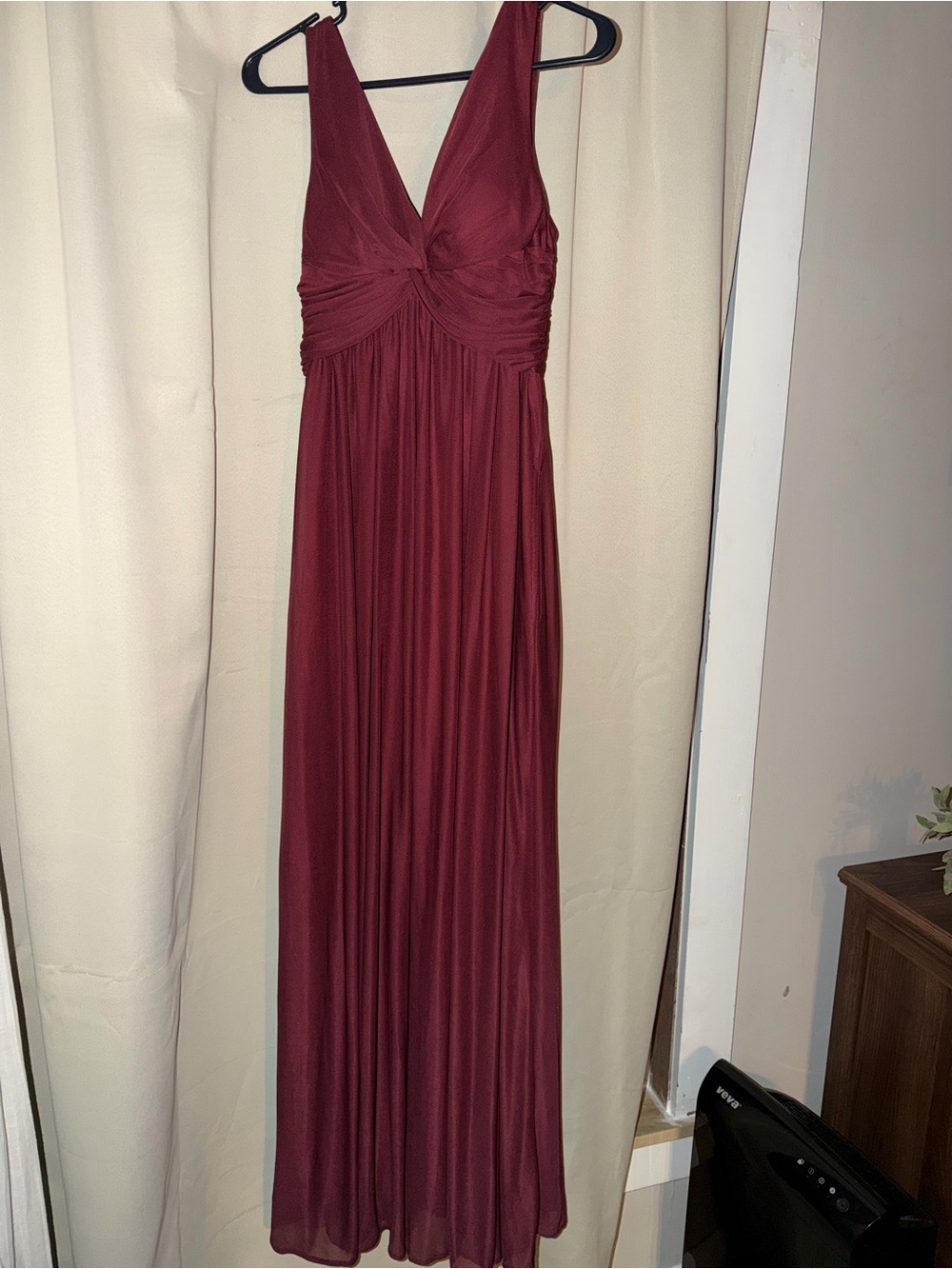 Elegant V-Neck Burgundy Dress